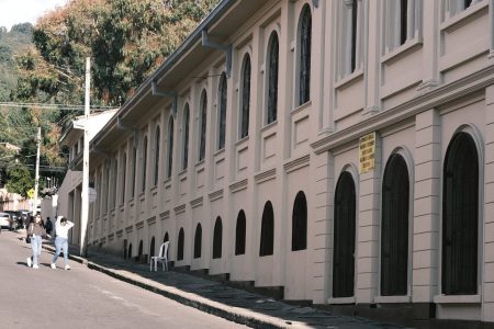 Experiencias turísticas y educativas en Colombia