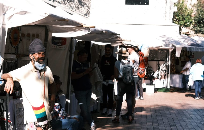 Usaquén. Flea Market Tour with a Social Scientist