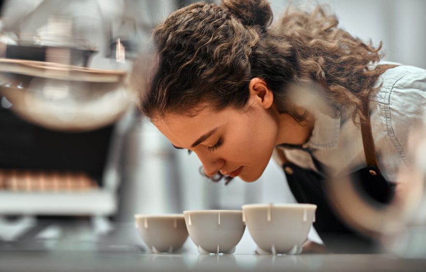 Coffee tasting. Become a professional coffee taster.
