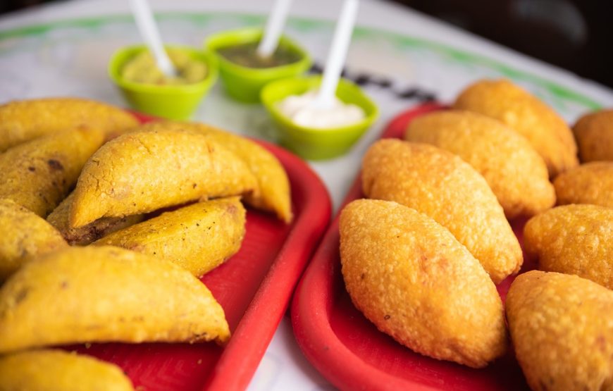 Candelaria Street Food Tour with a Foodie